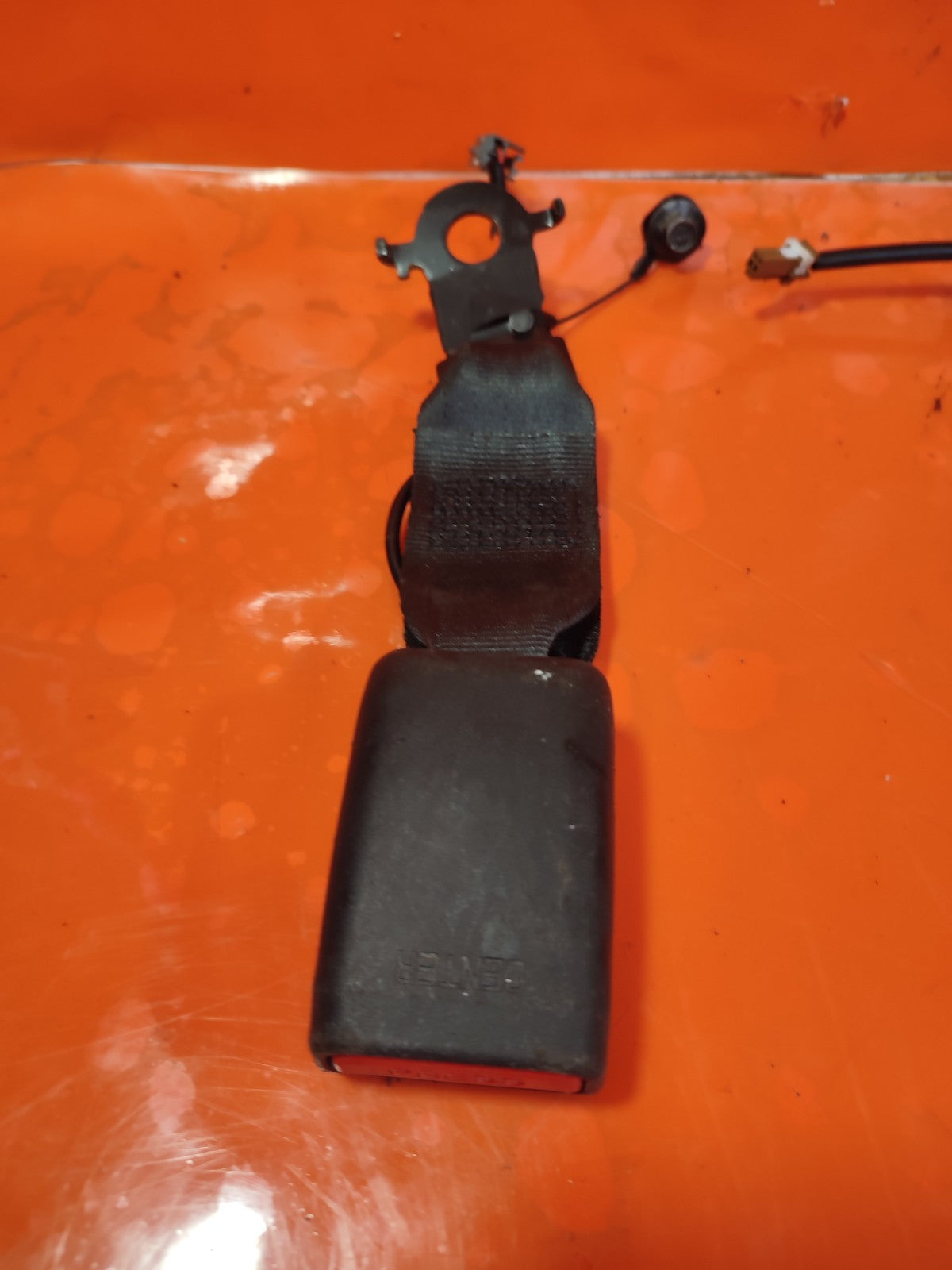 ✅HYUNDAI IONIQ 5 2024 2d ROW REAR MIDDLE SEAT BELT BUCKLES PAIR Warranty A226 - Image 2