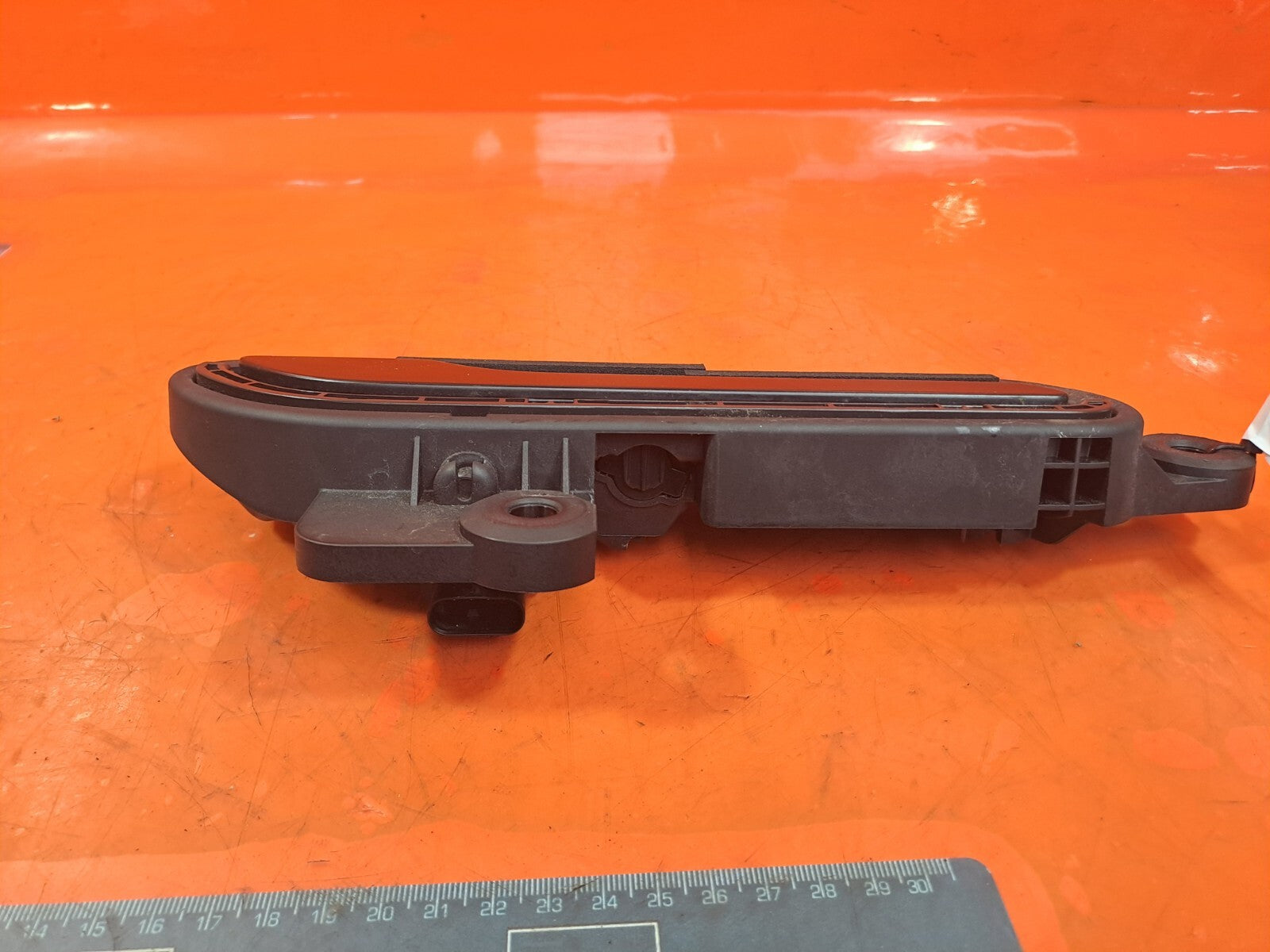 2024 TESLA MODEL 3 LONG REAR RIGHT EXTERIOR DOOR HANDLE 1780885-00-A A207 - Image 4