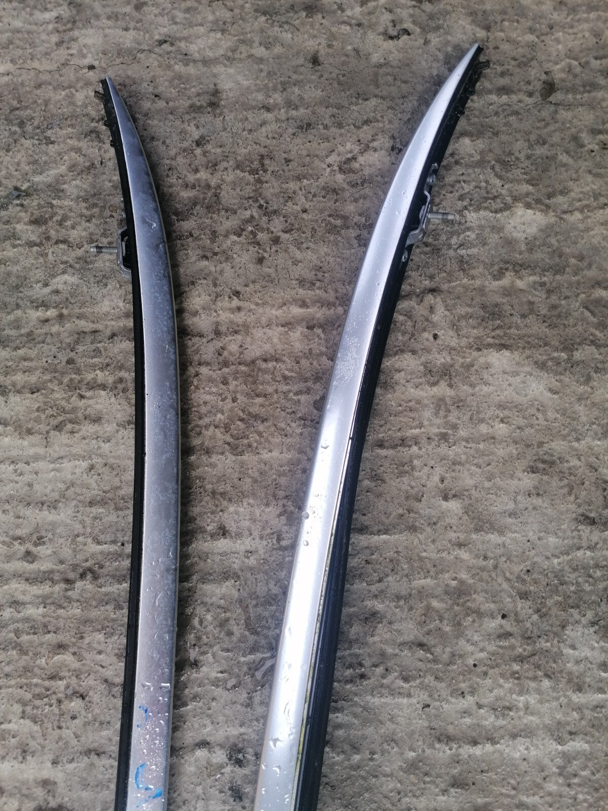 ✅2015 MERCEDES C CLASS W205 AMG 2.0P ROOF RAILS PAIR A2058900593 A2058900693 - Image 9