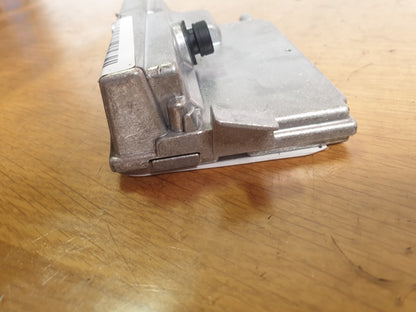 ebay-src:https://i.ebayimg.com/00/s/mtiwmfgxnjaw/z/lmqaaoswuchmr5~e/$_57.jpg