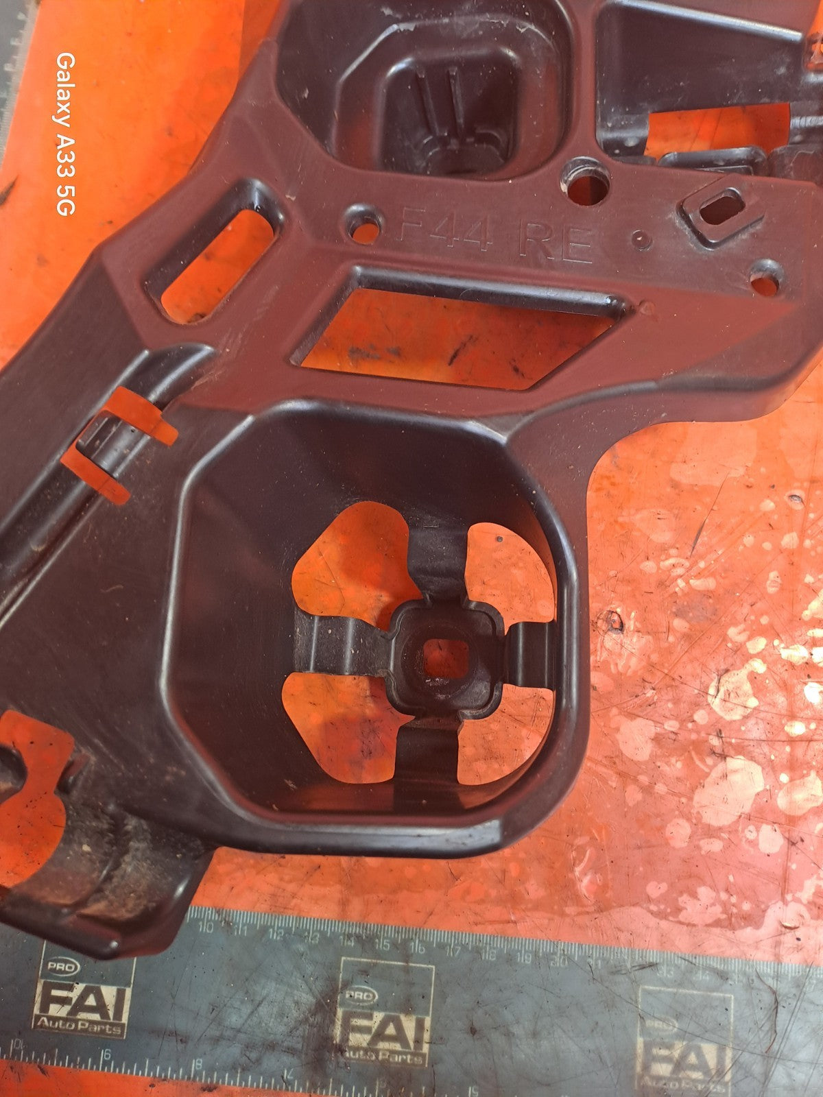 ✅BMW 220D F44 2 Series 2023 2.0 Diesel REAR RIGHT BUMPER MOUNT BRACKET 8494946 - Image 2