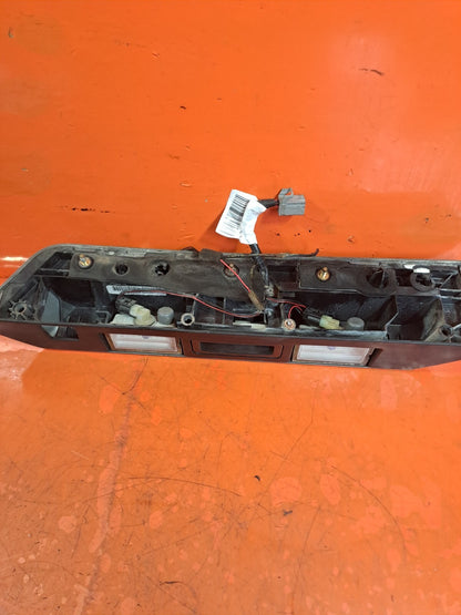 ✅2010 LAND ROVER DISCOVERY 4 L319 TAILGATE HANDLE LICENSE LIGHT AH22-431E76-BA - Image 5