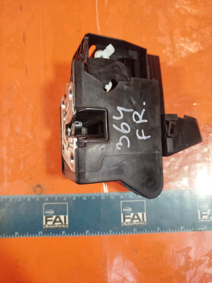 ✅2024 DACIA DUSTER JOURNEY DOOR LOCK FRONT RIGHT 805029426R + WARRANTY A364 - Image 6
