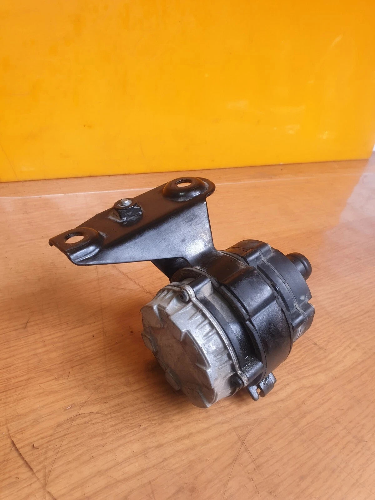 ebay-src:https://i.ebayimg.com/00/s/mtywmfgxmjaw/z/ozwaaeswppxqhc1u/$_57.jpg