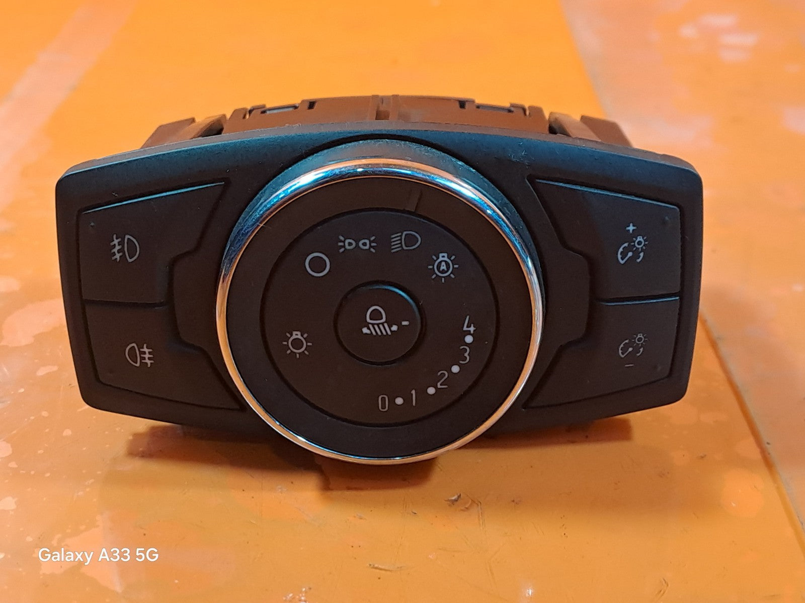 ✅FORD MONDEO TITANIUM 2.0 DIESEL 2015 HEADLIGHT CONTROL SWITCH DG9T13D061HCW - Image 1