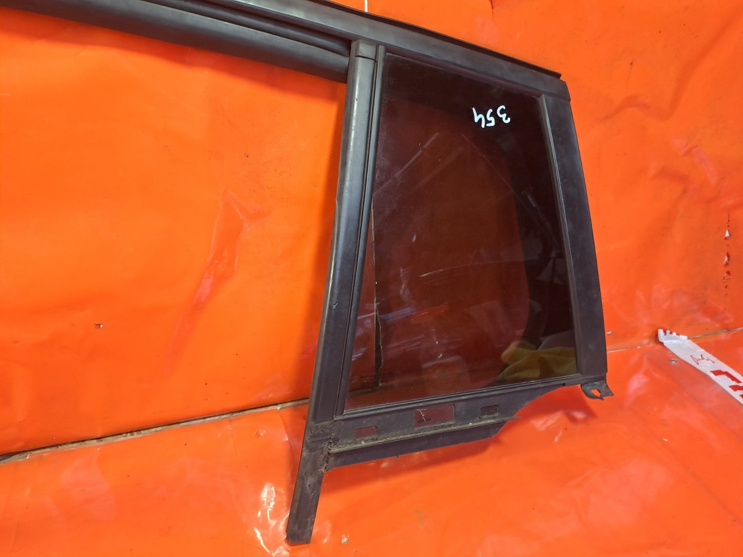 ✅2019 Ford Focus MK4 ST-Line Rear Left Door Window Glass JX7B-A25825 A354 - Image 4
