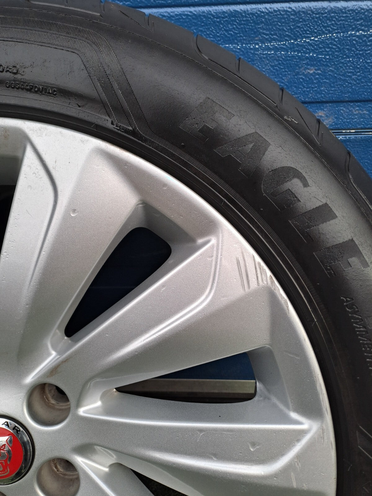 ✅2018 Jaguar E-Pace X540 Alloy Wheel With Tyre 235/55 R19 + WARRANTY A102 - Image 3