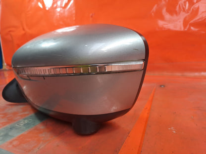 ebay-src:https://i.ebayimg.com/00/s/mtiwmfgxnjaw/z/q3saaesw4y5ponte/$_57.jpg