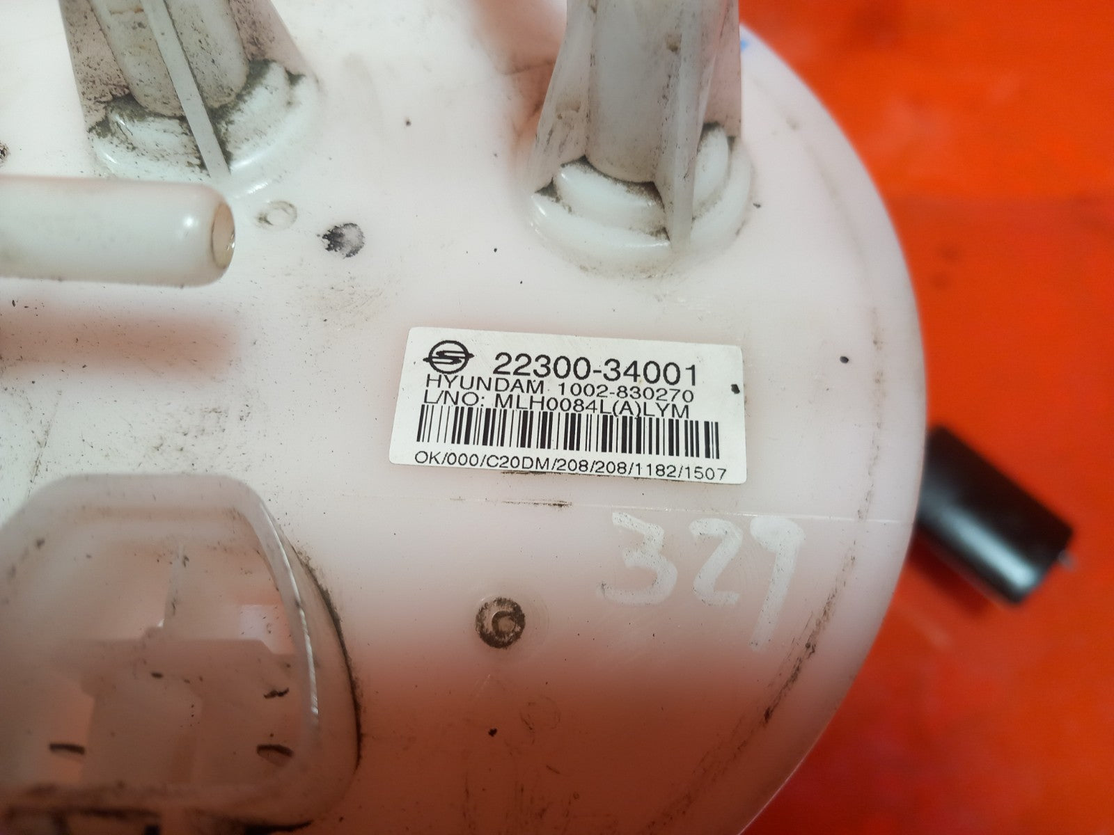 2018 Ssangyong Korando ELX 4X4 Fuel Pump Sender Unit 22300-34001 Warranty A329 - Image 9