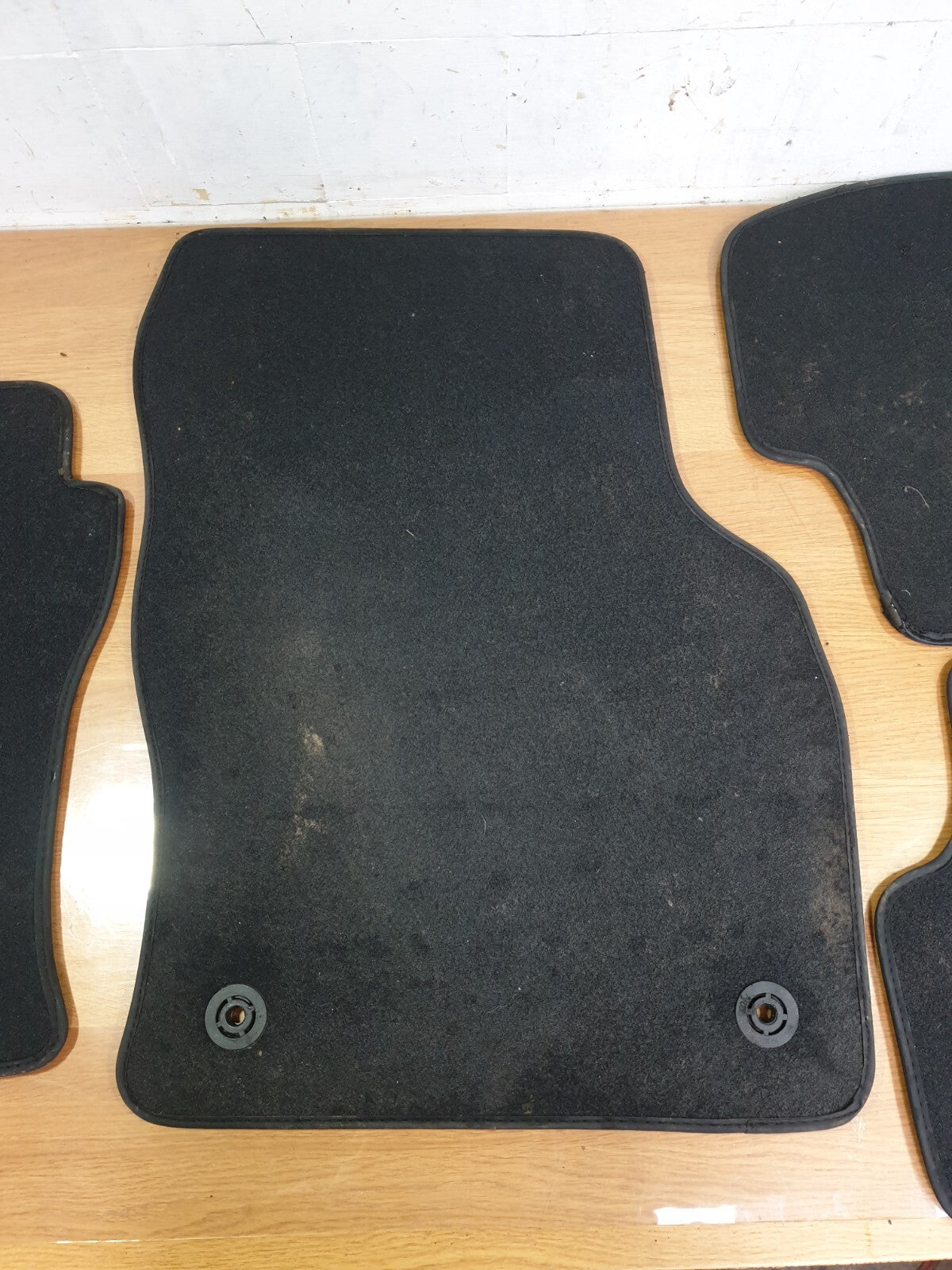ebay-src:https://i.ebayimg.com/00/s/mtywmfgxmjaw/z/zzaaaoswjkjm4vj1/$_57.jpg