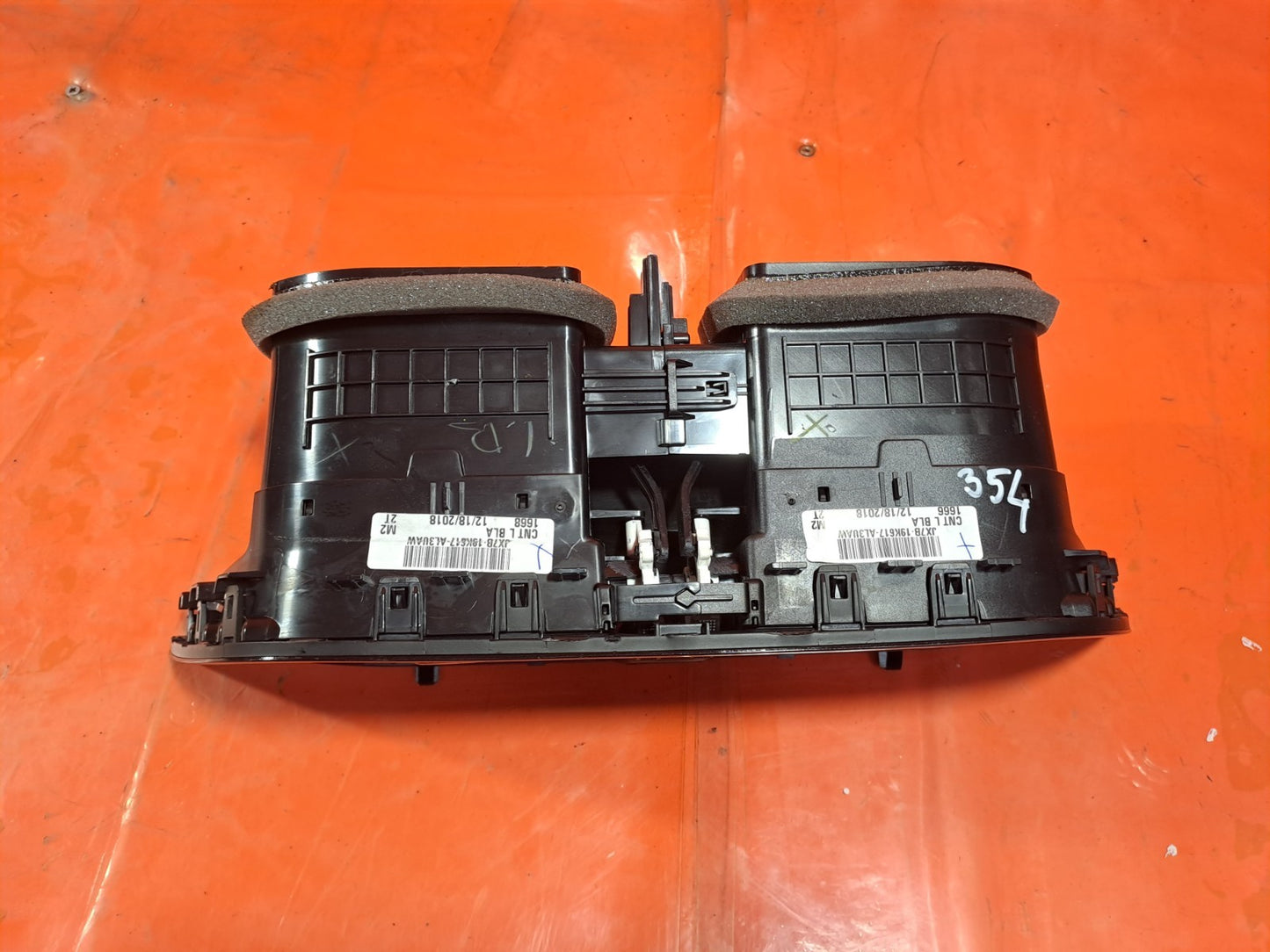 ✅2019 Ford Focus MK4 ST-Line Center Dash Air Vent JX7B-19K617-AL + Warranty A354 - Image 8