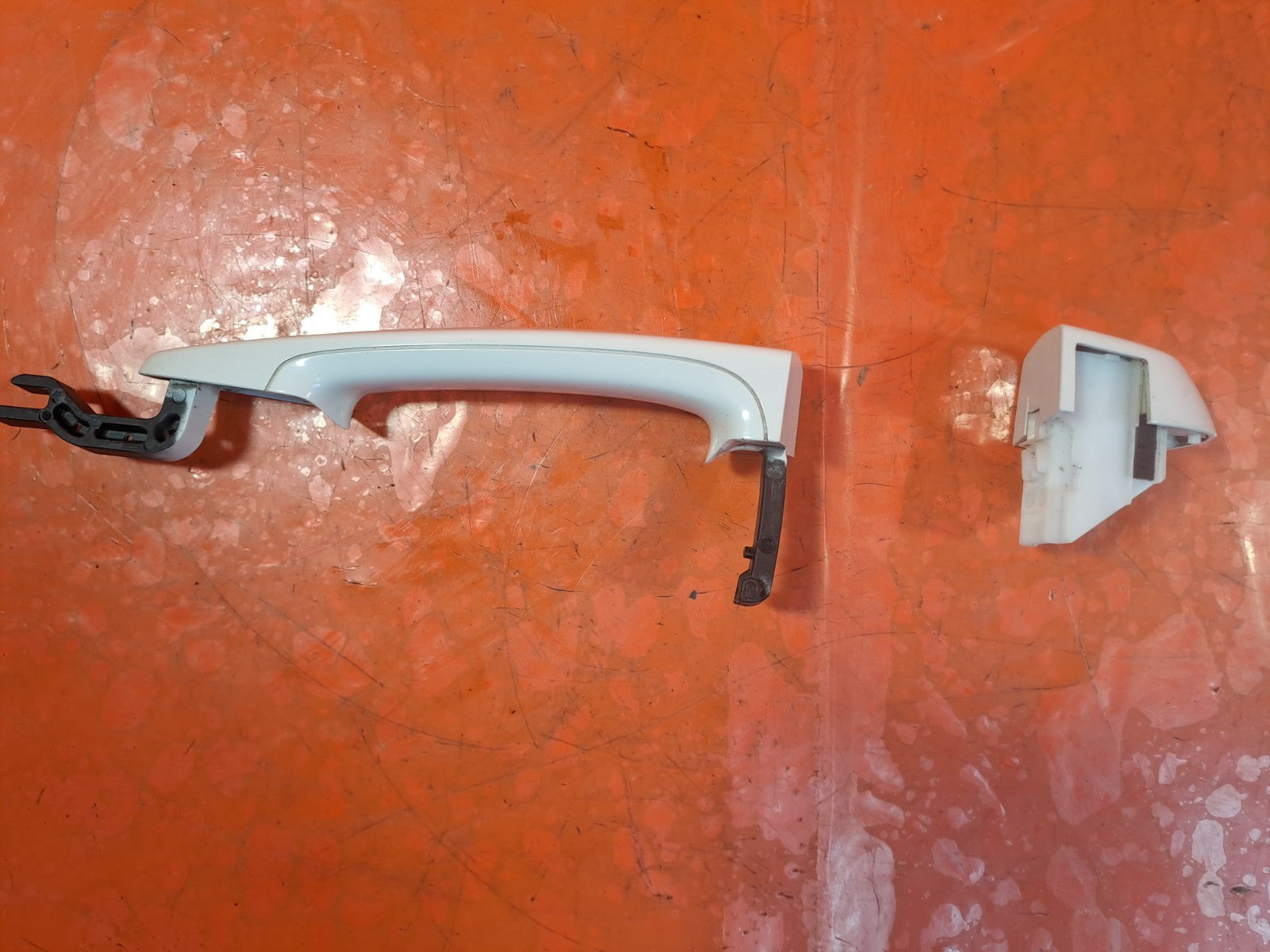 ✅BMW F33 420D M SPORT 2.0 DIESEL 2015 EXTERIOR DOOR HANDLE WHITE Warranty A367 - Image 5
