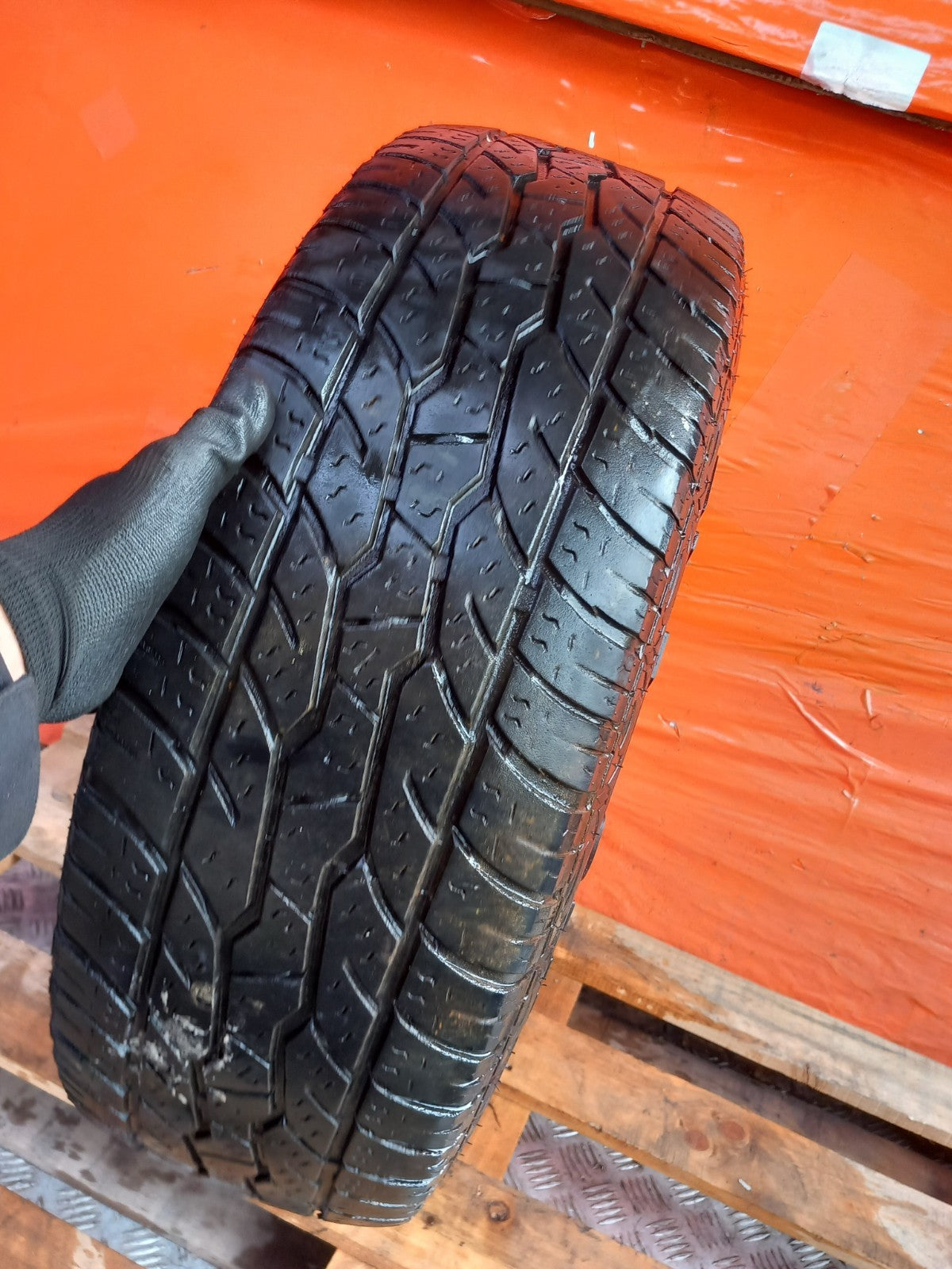 Maxxis Bravo 771 AT Tyre 235/65 R17 6.8 mm Warranty xAA - Image 9