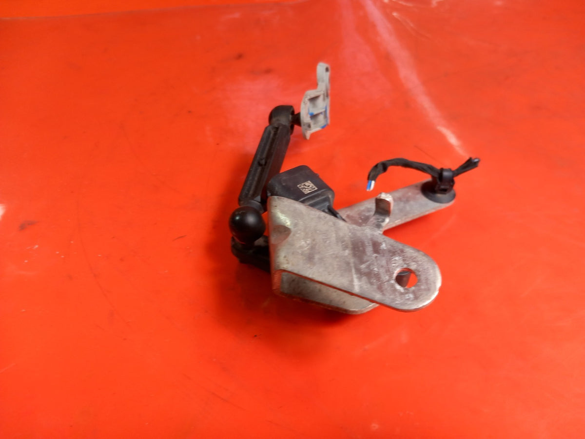ebay-src:https://i.ebayimg.com/00/s/mtiwmfgxnjaw/z/9t8aaeswd-bqwbmc/$_57.jpg