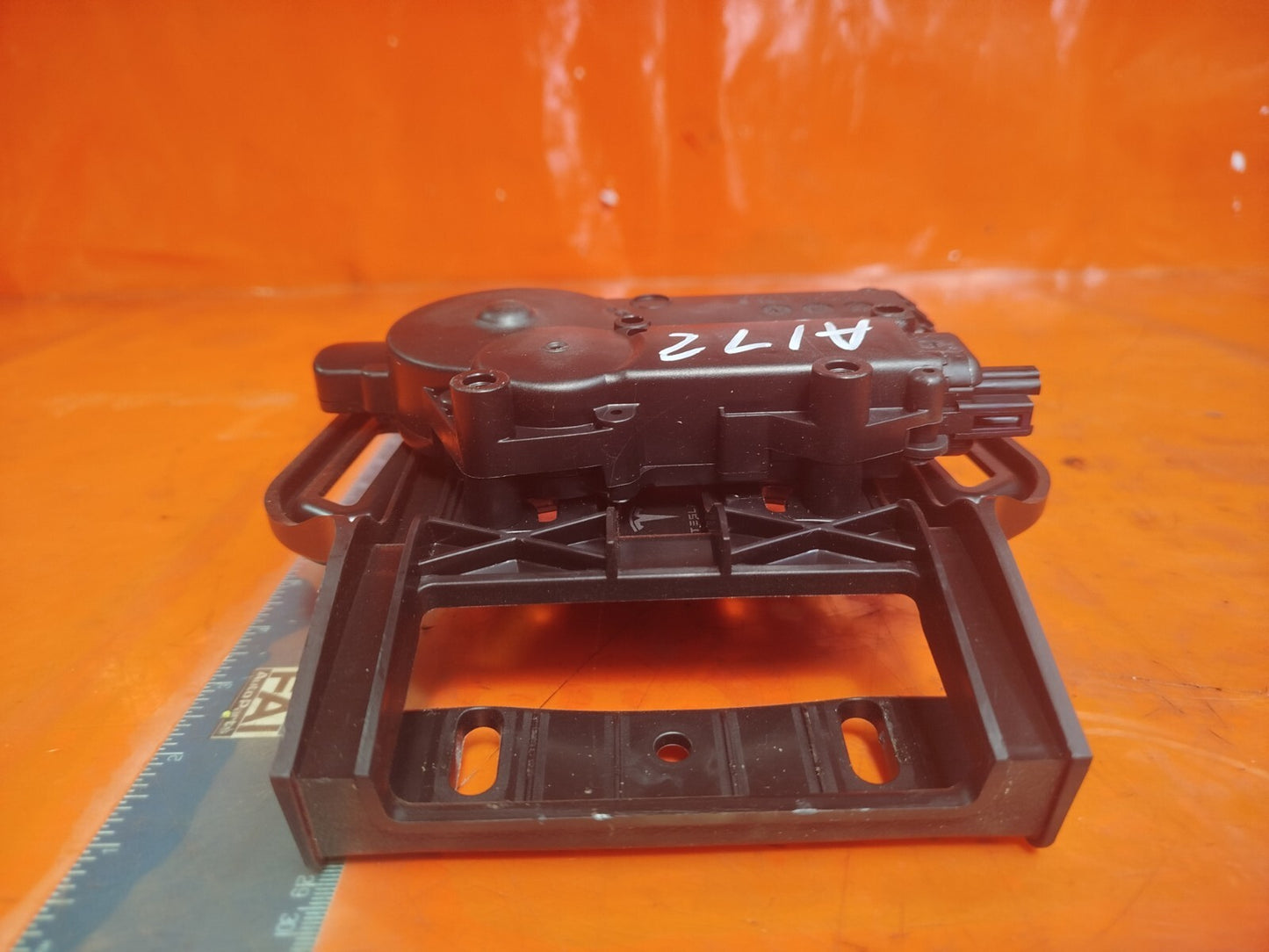 ✅2022 TESLA MODEL Y REAR LEFT SEAT ACTUATOR 1493880-00-C + WARRANTY A172 - Image 4