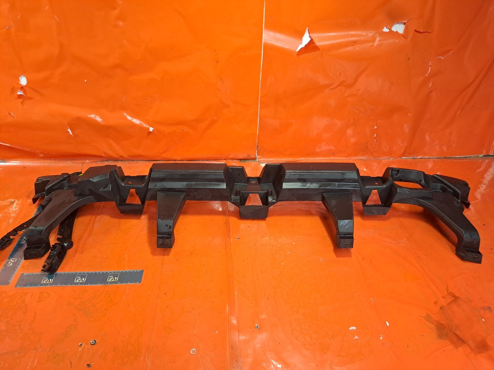 ✅2024 Dacia Duster Journey Rear Bumper Reinforcement 850908914R + Warranty A364 - Image 1