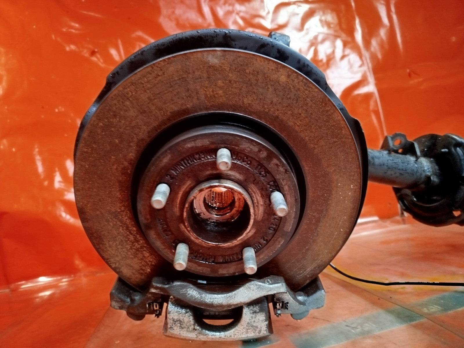 ✅FORD PUMA St-LINE X 1.0 PETROL 2021 FRONT RIGHT SUSPENSION LEG HUB L1TC18045LD - Image 4