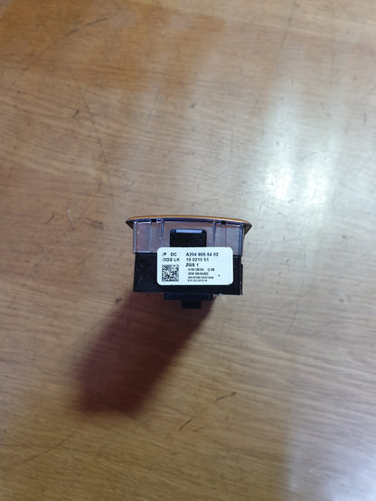 ✅2013 MERCEDES C CLASS W204 FRONT RIGHT DRIVER SIDE WINDOW SWITCH A2049055402 - Image 8