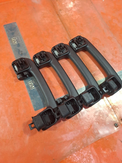✅FORD KUGA ST-LINE 2.5 PETROL 2025 INTERIOR ROOF GRAB HANDLES SET Warranty A326 - Image 5