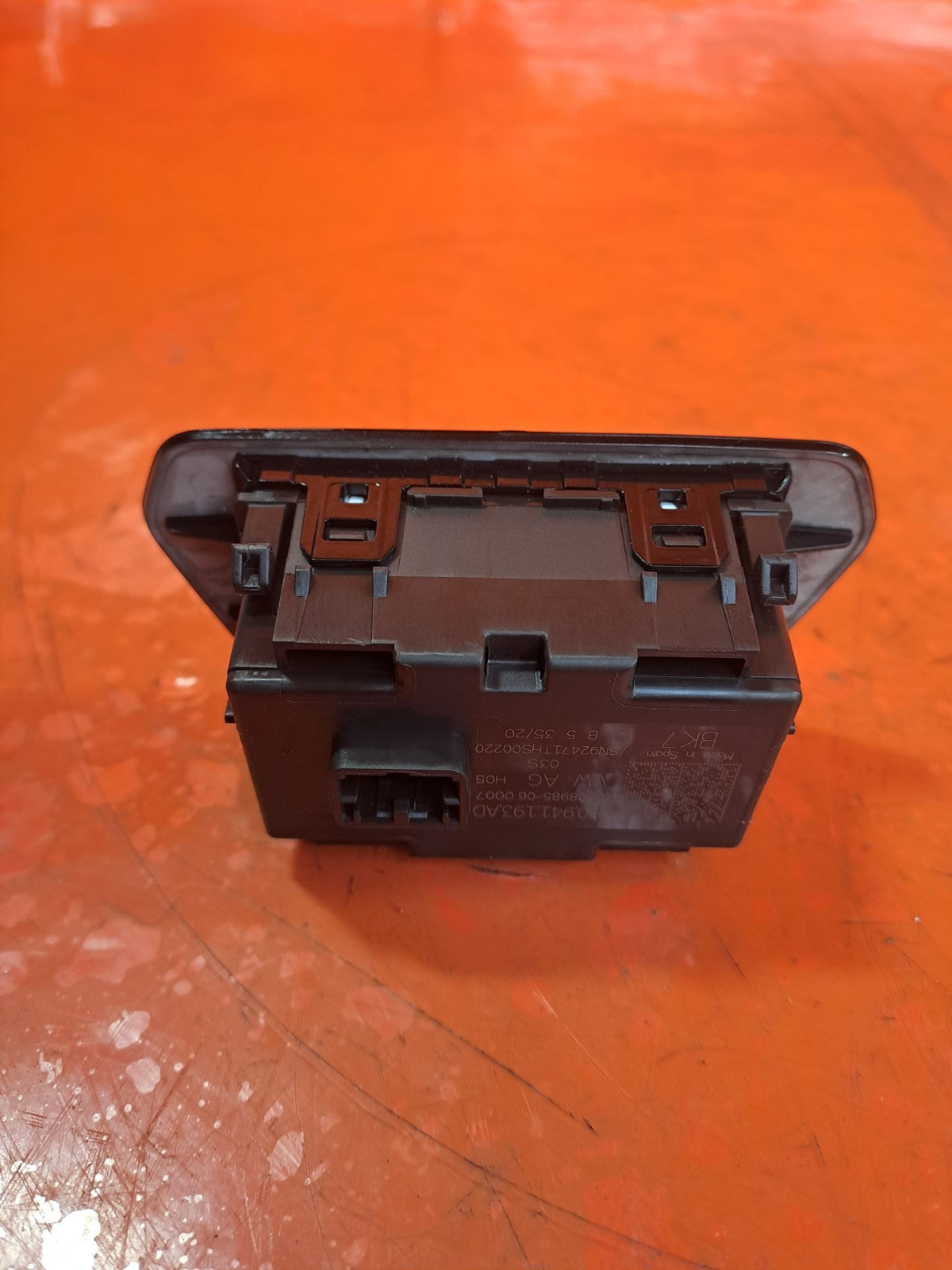 ebay-src:https://i.ebayimg.com/00/s/mtywmfgxmjaw/z/pz0aaeswfdhpnwfx/$_57.jpg