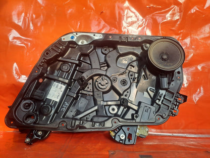 ✅2021 MERCEDES CLA C118 AMG LINE FRONT RIGHT WINDOW REGULATOR A1187200300 A358 - Image 6