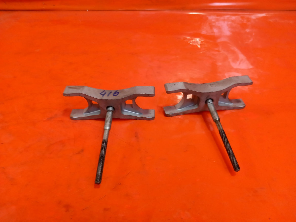 2023 VW Transporter ST-Line Fuel Injector Bracket Clamp Jaw Holder x2 A416 - Image 5