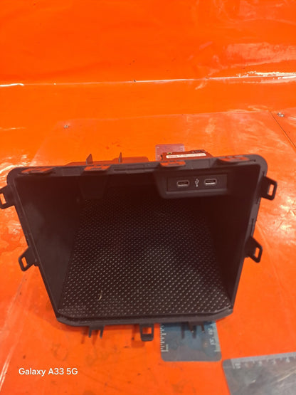 ✅2024 VW POLO LIFE USB DOUBLE PORT SOCKET UNIT 2G6035700 + WARRANTY A310 - Image 2