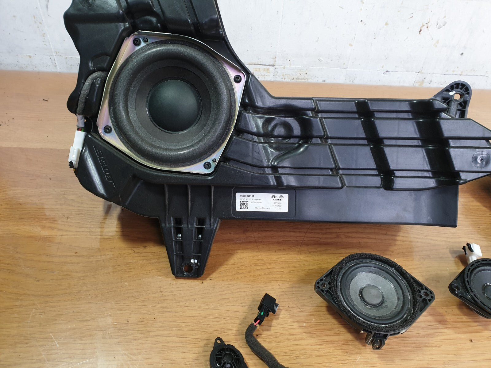 ebay-src:https://i.ebayimg.com/00/s/mtiwmfgxnjaw/z/efwaaoswff9m5kwi/$_57.jpg