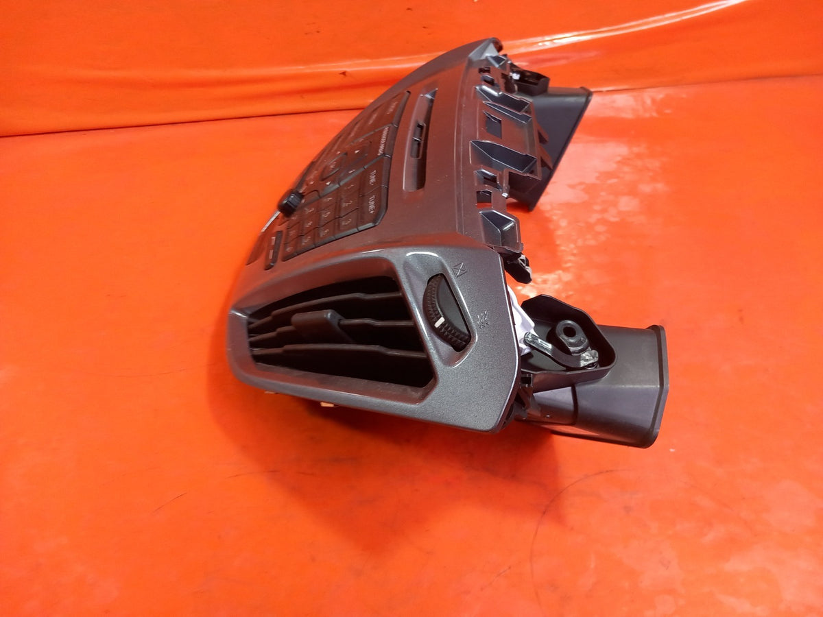 ebay-src:https://i.ebayimg.com/00/s/mtiwmfgxnjaw/z/6ioaaeswfbtq5e68/$_57.jpg
