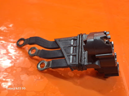 ebay-src:https://i.ebayimg.com/00/s/mtiwmfgxnjaw/z/v7yaaeswswpo7gg3/$_57.jpg