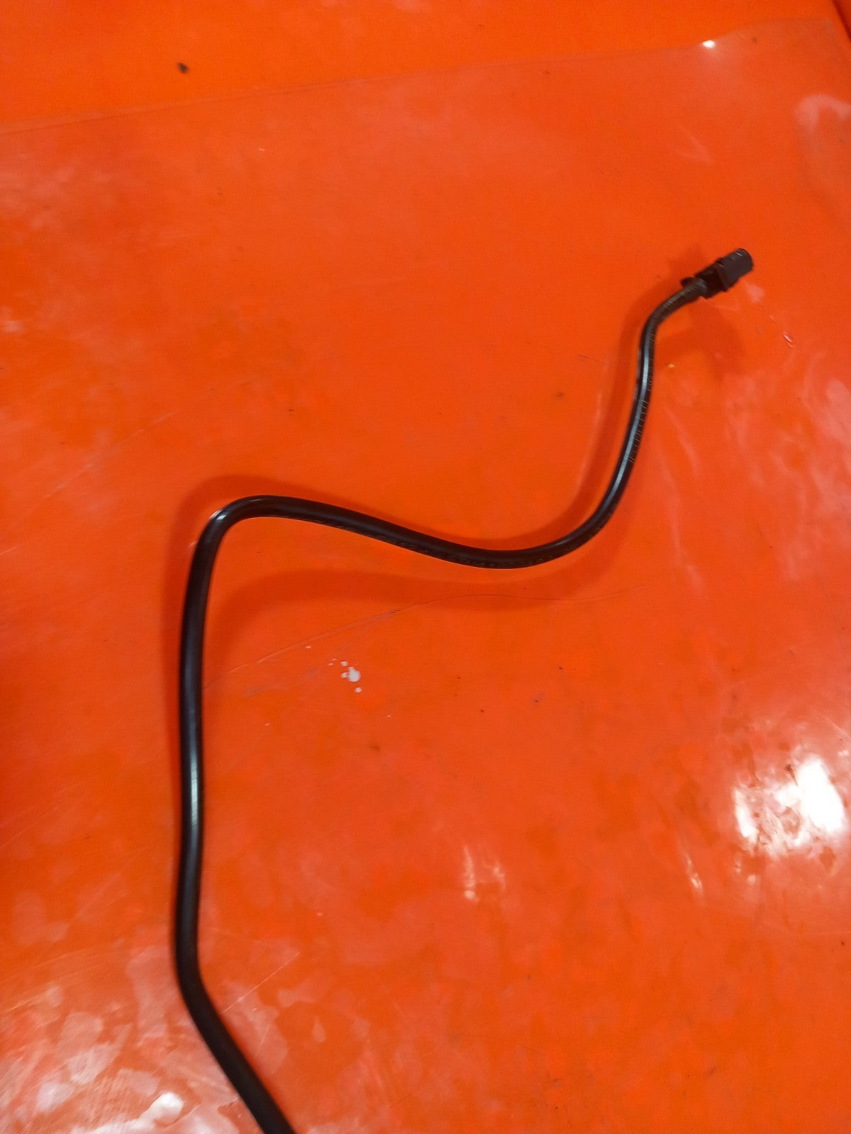 2019 Ford Galaxy MK3 Zetec Radiator Overflow Return Pipe DG93-8A365-GD A345 - Image 2