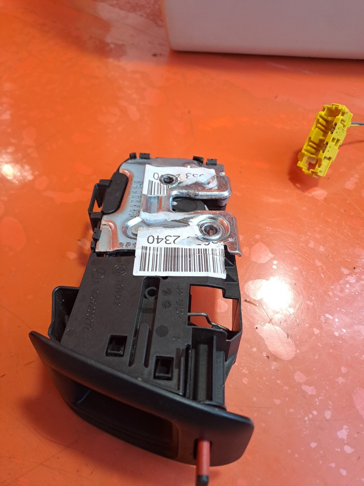 ✅2015 MERCEDES B CLASS W246 1.5D REAR SEAT LOCK PAIR A2469200172 + WARRANTY A053 - Image 3