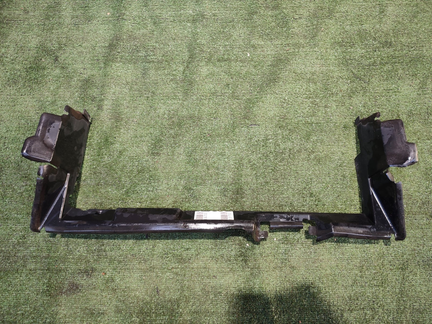 ✅LAND ROVER DISCOVERY SPORT L550 2.0 DIESEL 2016 FRONT UPPER AIR DUCT COVER A118 - Image 1