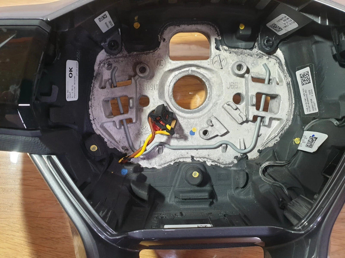ebay-src:https://i.ebayimg.com/00/s/mtiwmfgxnjaw/z/qhwaaeswastqchjs/$_57.jpg