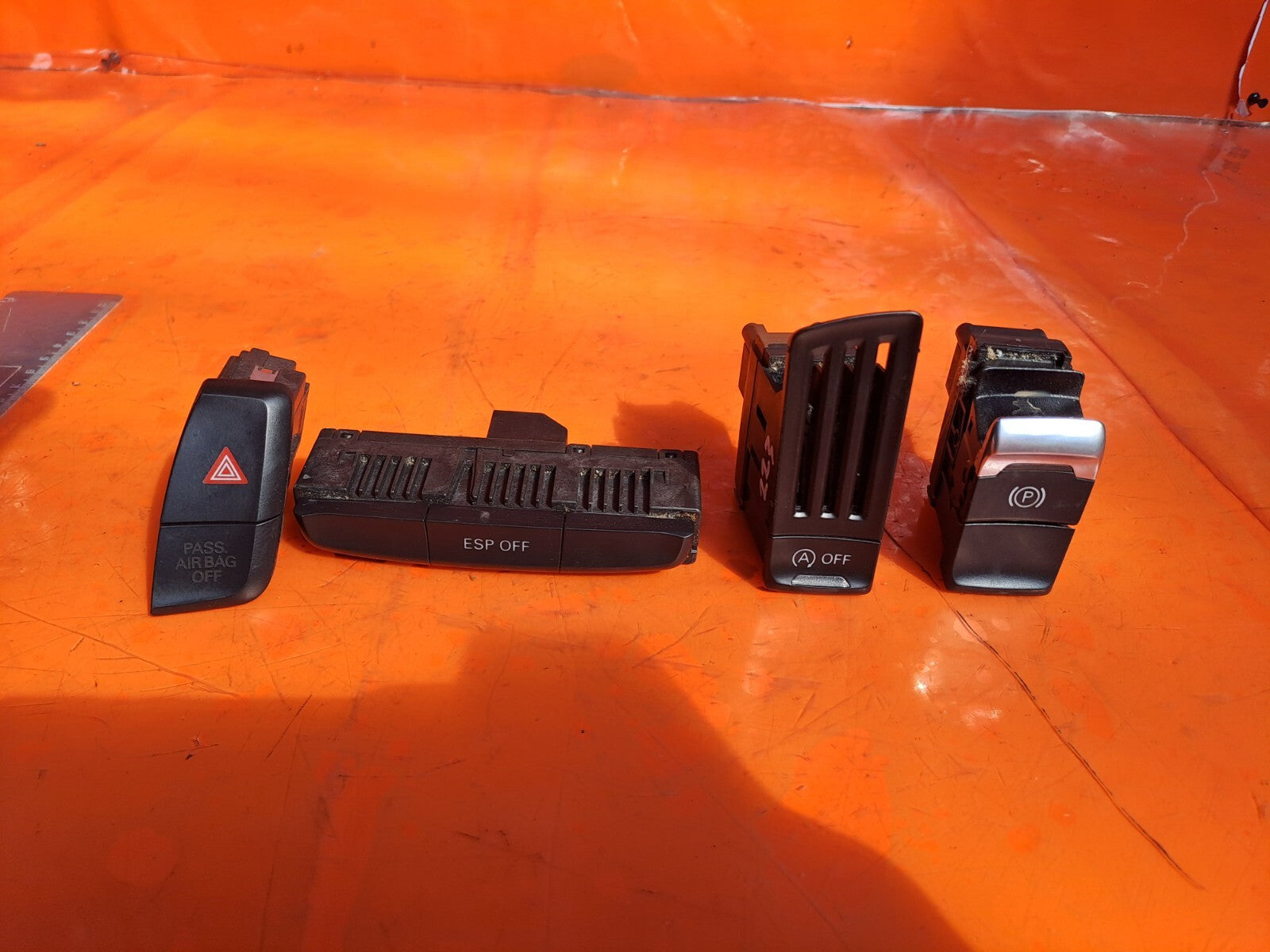 ✅Audi A5 S Line 2010 2.0 Petrol Centre Console Switches Warranty A223 - Image 3