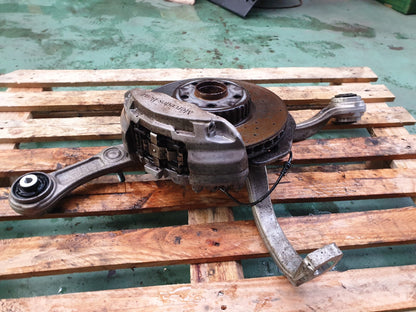 ✅2015 MERCEDES C CLASS W205 2.0P FRONT LEFT WHEEL HUB A2052100 A0004212112 A061 - Image 5