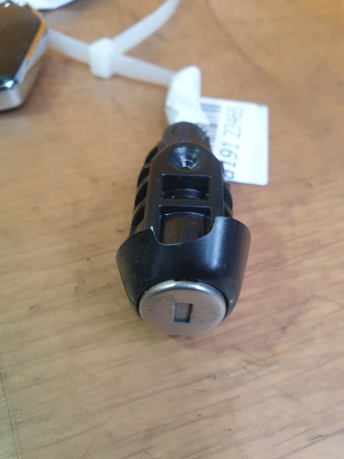ebay-src:https://i.ebayimg.com/00/s/mtywmfgxmjaw/z/g3aaaoswbldmn6fi/$_57.jpg