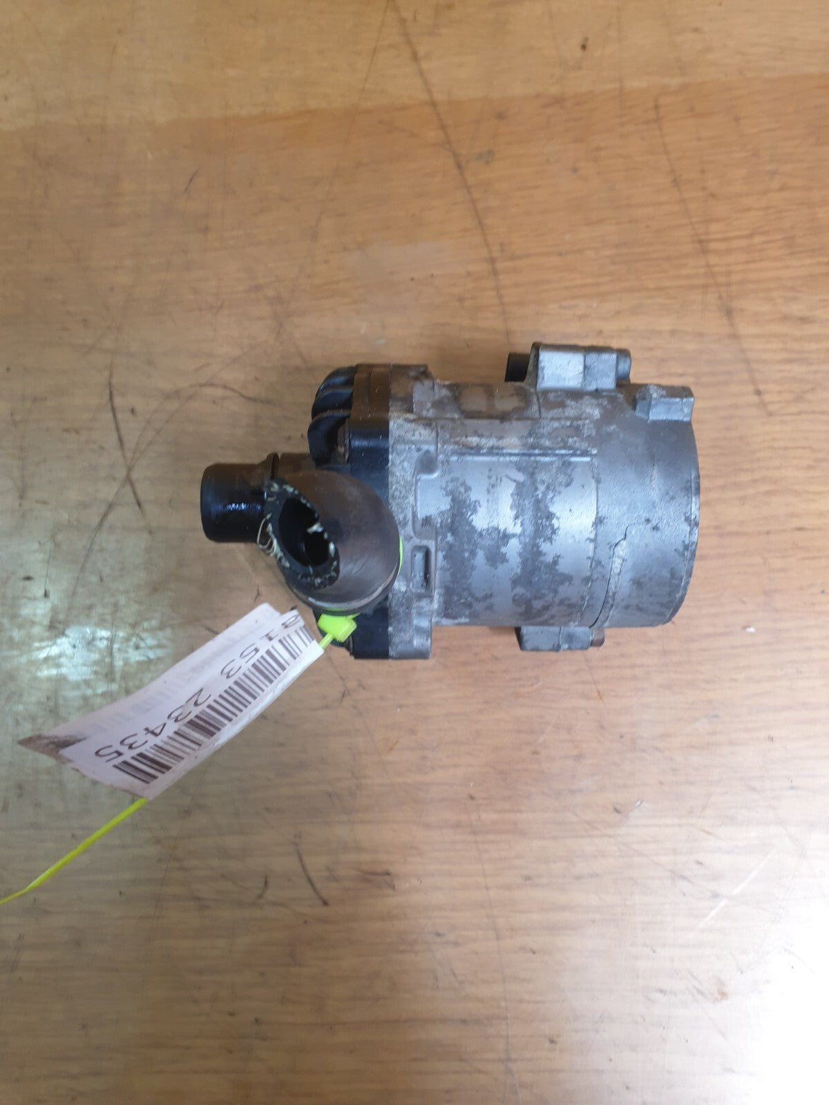 2014 BMW 5 Series F11 4.4P Auxiliary Water Coolant Pump 7566335 Warranty A153 - Image 3
