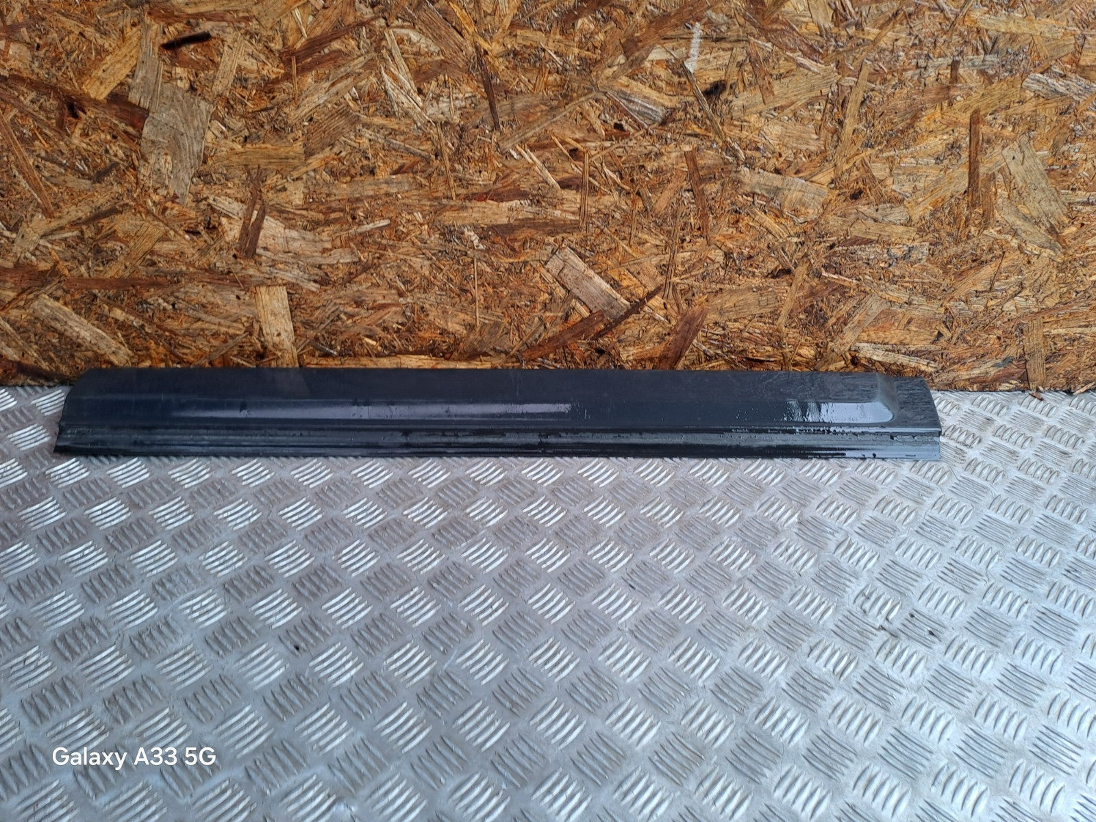 ✅Land Rover Discovery 4 L319 3.0 Diesel 2010 FRONT RIGHT DOOR MOULDING DGP000123 - Image 4