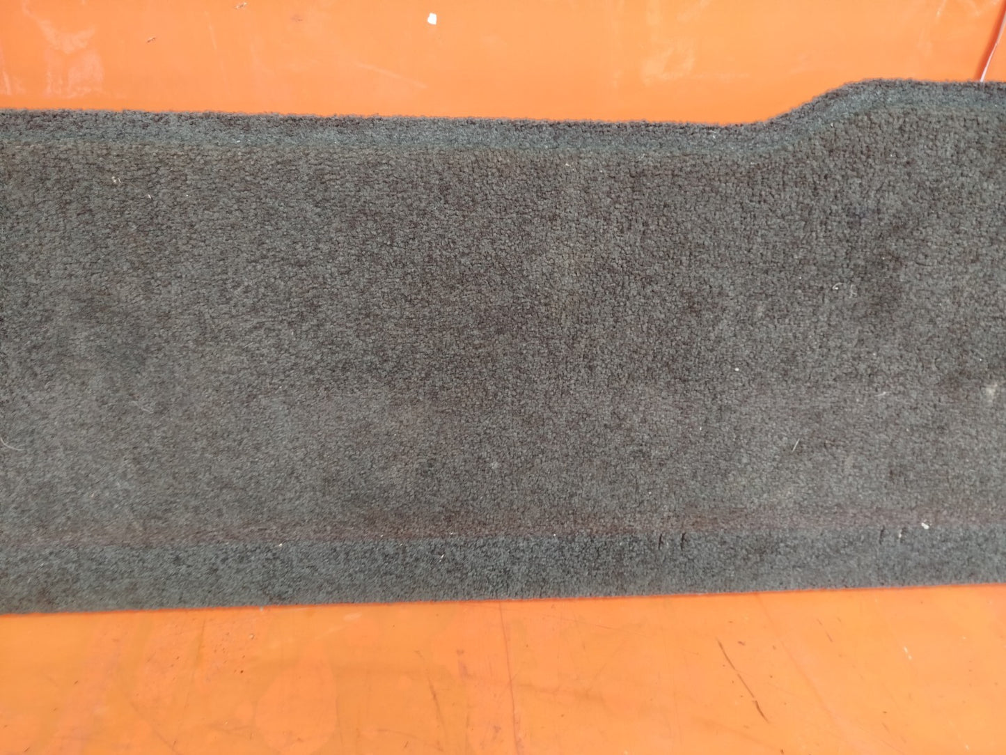 ✅RANGE ROVER VOGUE L322 4.4 PETROL 2005 TAILGATE LOWER CARPET PANEL 5149-8264012 - Image 4