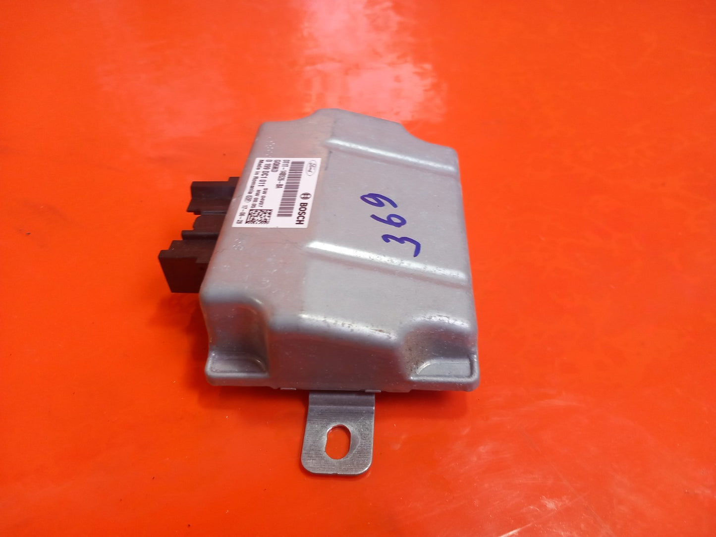 2017 Ford Transit Connect Voltage Stabiliser Control Module DT1T-14B526-BA A369 - Image 3