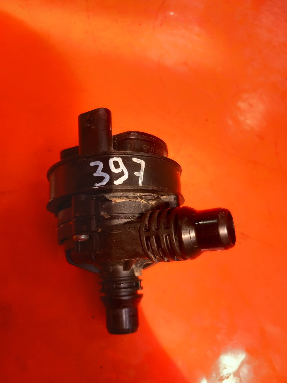 2025 Mercedes GLE W167 AMG Auxiliary Water Pump A0005006300 Warranty A397 - Image 2