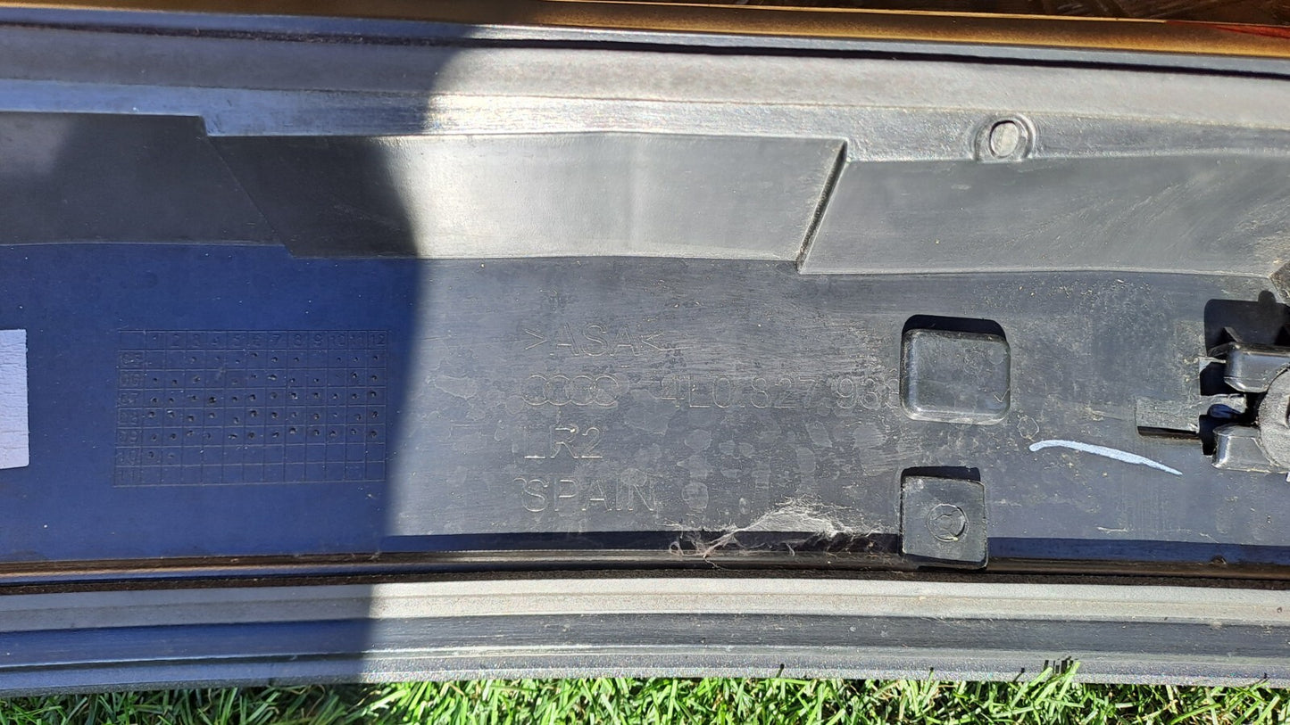 AUDI Q7 S-LINE 3.0 DIESEL 2010 REAR TAILGATE BOOTLID SPOILER BRAKE STOP LIGHT - Image 7