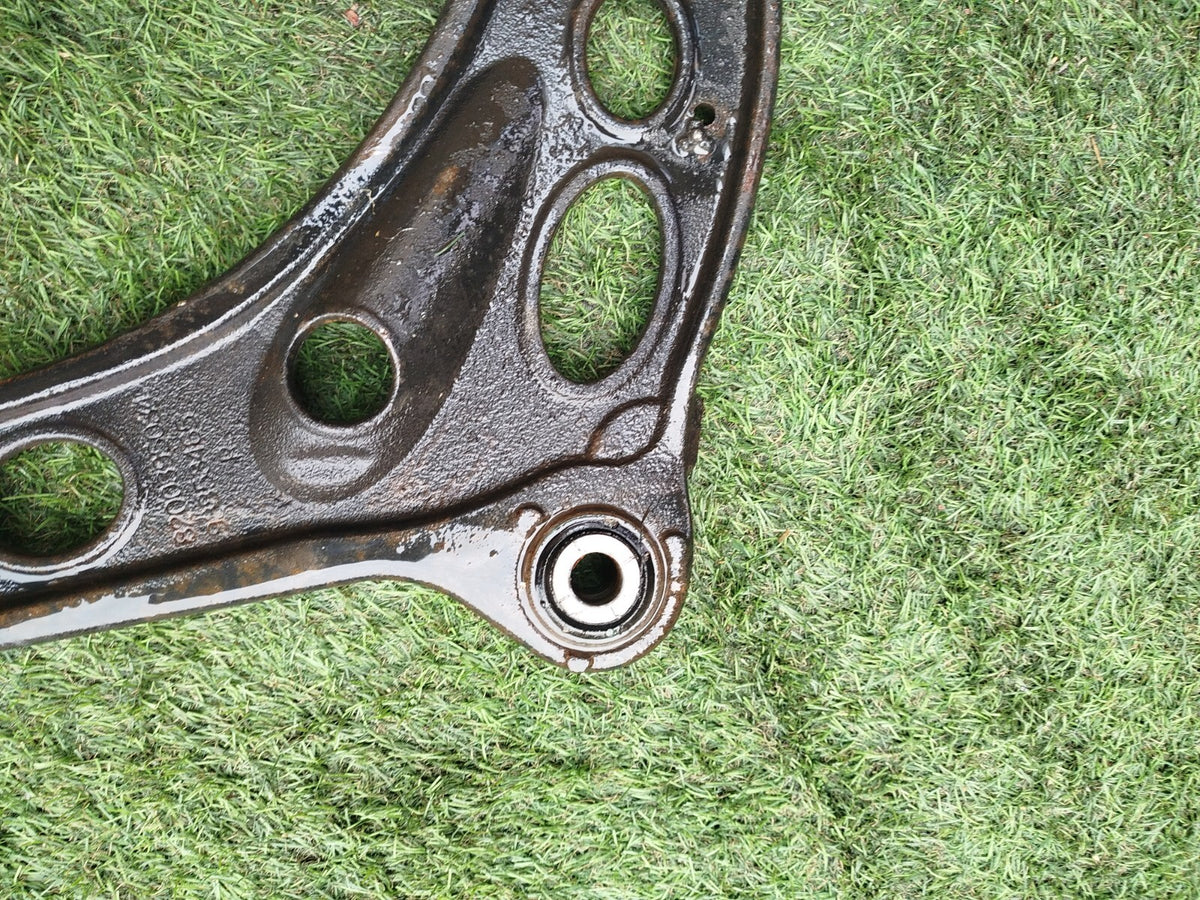 2015 Renault Trafic MK3 SL27 Front Left Lower Wishbone Arm  820039503 A250 - Image 7
