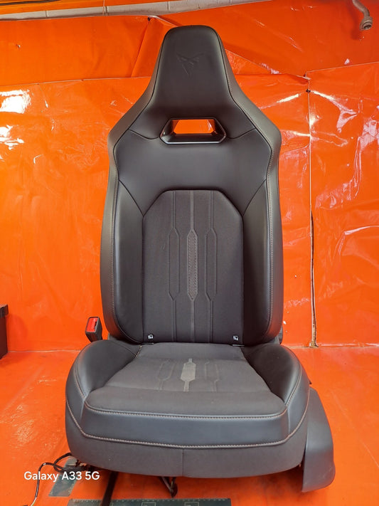 ✅2023 CUPRA LEON VZ2 FRONT LEFT PASSENGER SEAT + WARRANTY A227 - Image 1