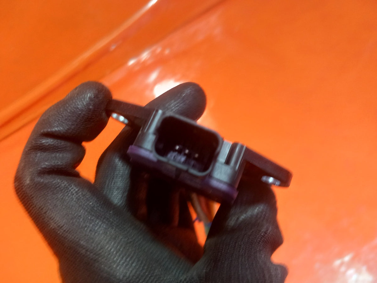 2025 Renault Kangoo MK3 Exhaust Gas Temperature Sensor 226580259R Warranty A408 - Image 8
