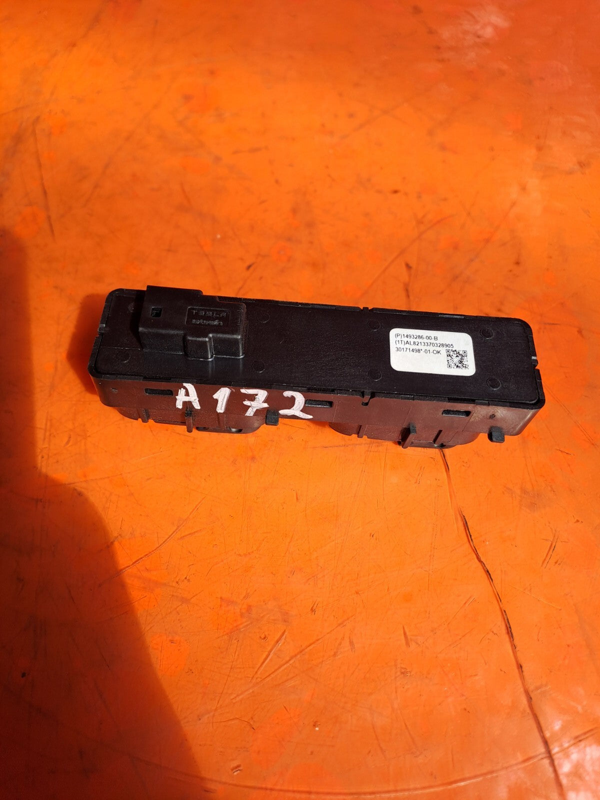 ✅2022 TESLA MODEL Y REAR SEAT SWITCH 1493286-00-B + WARRANTY A172 - Image 7
