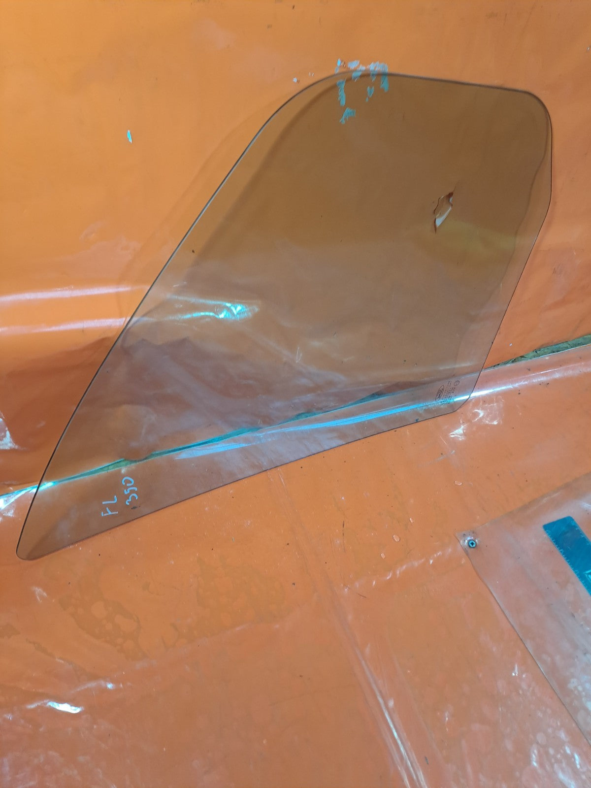 ✅FORD TRANSIT CUSTOM 2.2 DIESEL 2013 FRONT LEFT DOOR QUARTER WINDOW GLASS A350 - Image 10