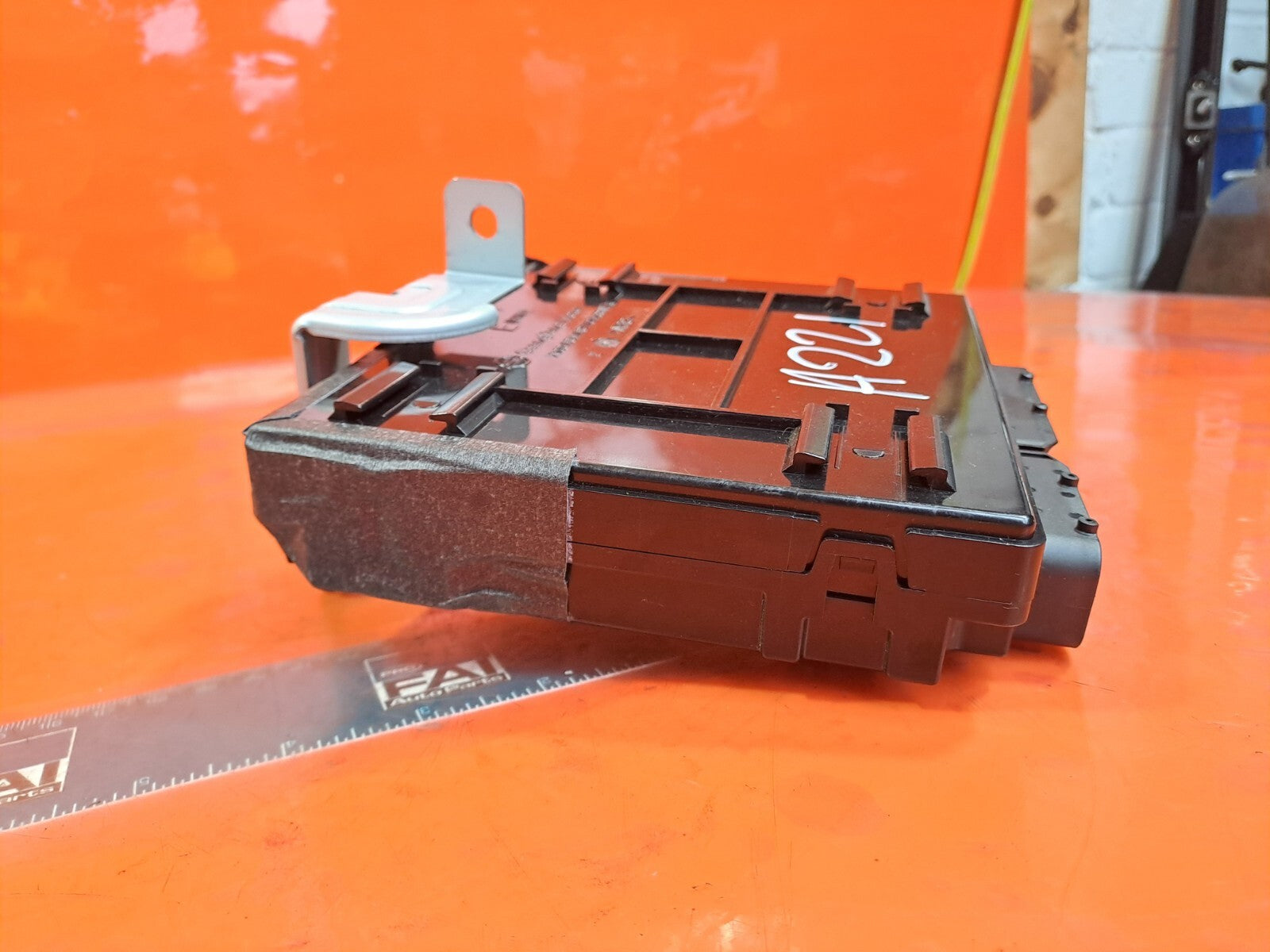 2015 SSANGYONG TIVOLI ELX 1.6P BCM Body Control Module 87110-35900 WARRANTY A221 - Image 3