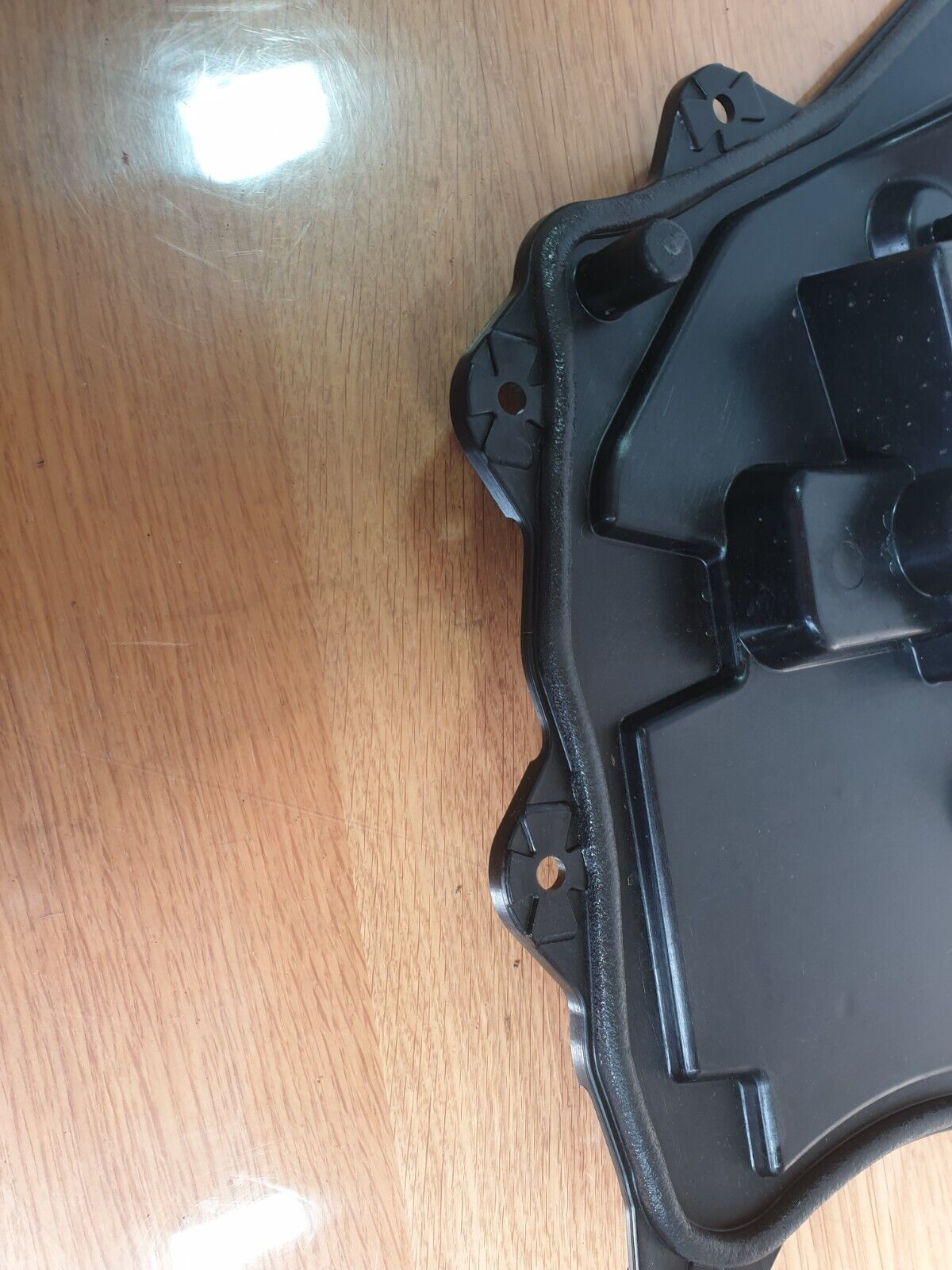 2017 JAGUAR F-PACE X761 3.0P FRONT RIGHT DOOR WINDOW REGULATOR CARRIER A196